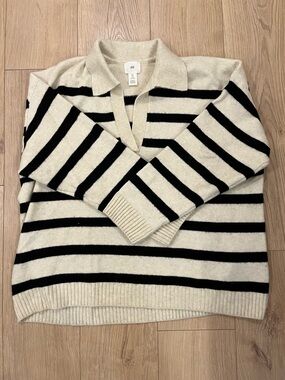 Fine-Knit Collared Sweater